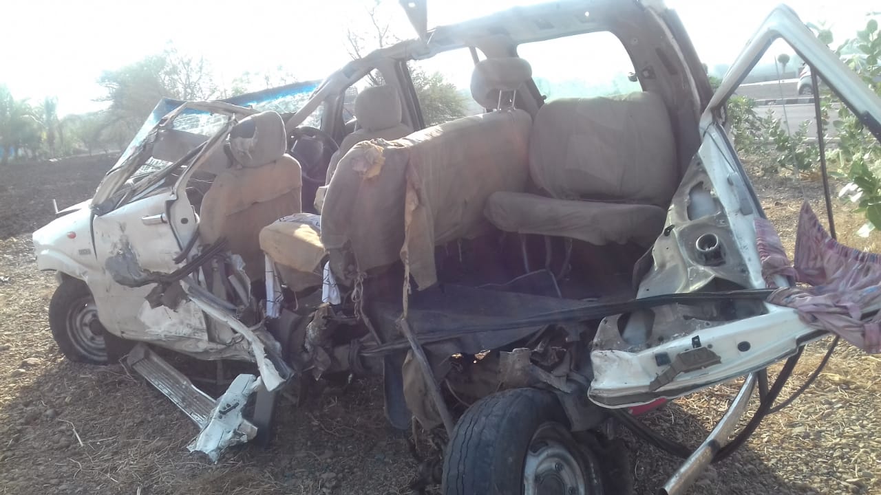 पुणे: भीषण सड़क दुर्घटना में धुलिया के तीन युवकों की मौत