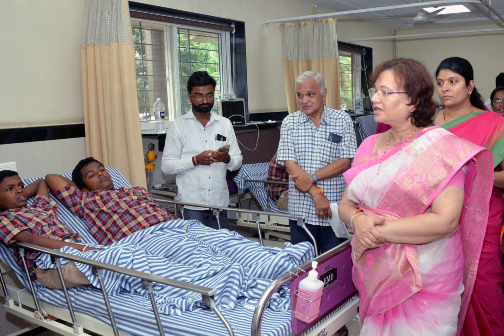 पुणे : स्कूल में पोषण आहार खाने से बीमार हुए 23 विद्यार्थी