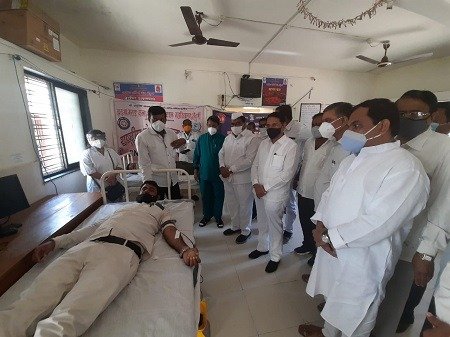 Blood donation camp organized on the occasion of Mahavir Jayanti