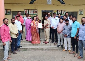 कंगना पर दर्ज हो देशद्रोह का मामला : श्रीमती वंदना चौधरी