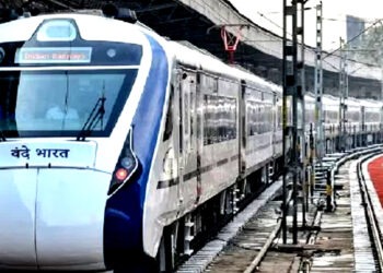 उत्‍तराखंड की पहली वंदे भारत एक्‍सप्रेस चलेगी आज से